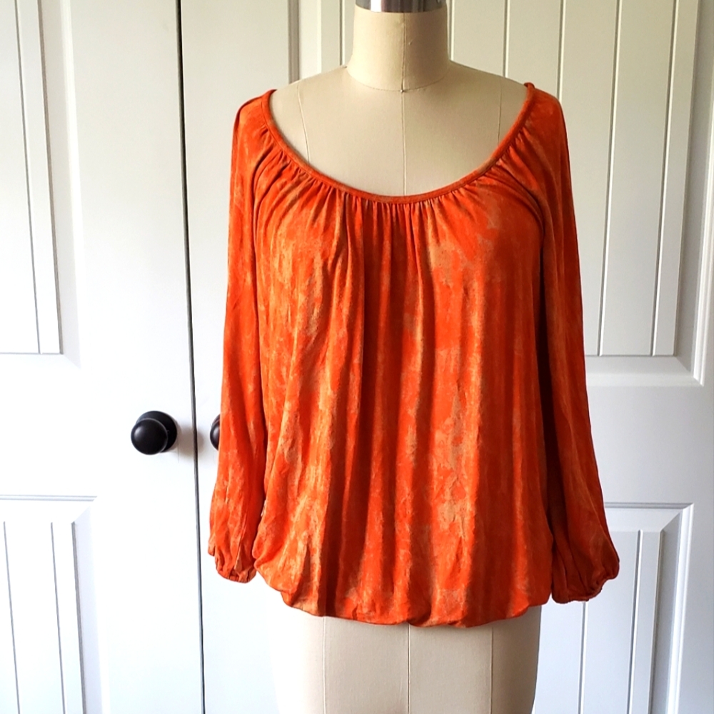 Beautiful MK top